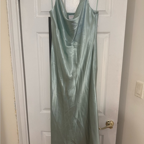 Birdy Grey Lisa Midi Dress - Picture 4 of 7